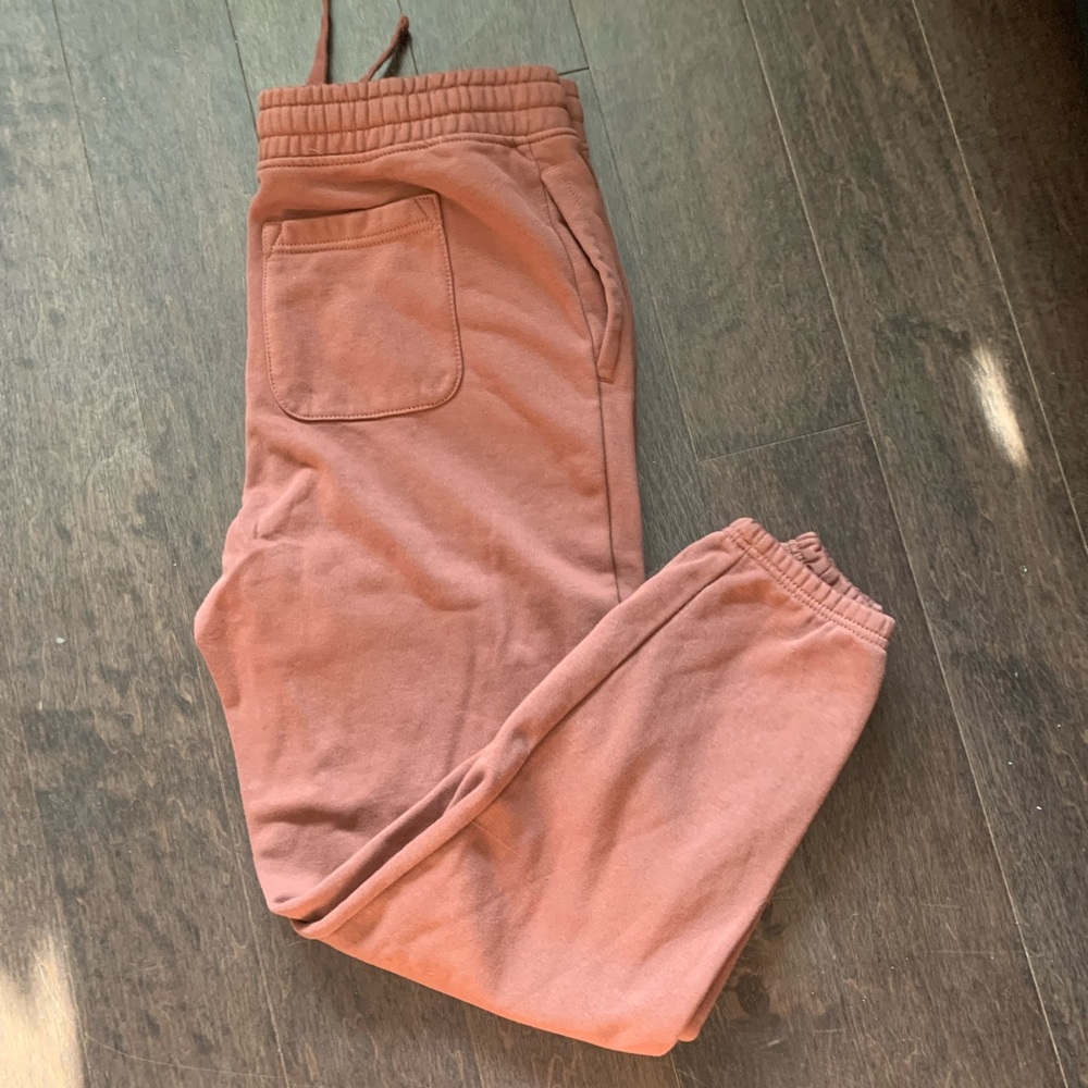 Gender neutral sweatpants